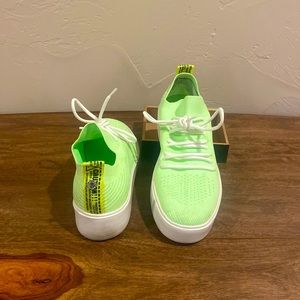 Steve Madden Sneakers